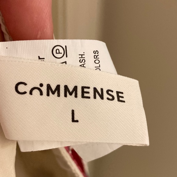 Floral Embroidered Vest - Picture 7 of 11